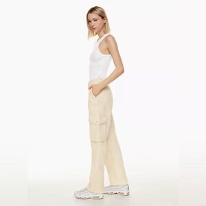 Aritzia Tna Troop Cargo Casual New Relaxed Travel Cream Utility Pants Sz 4